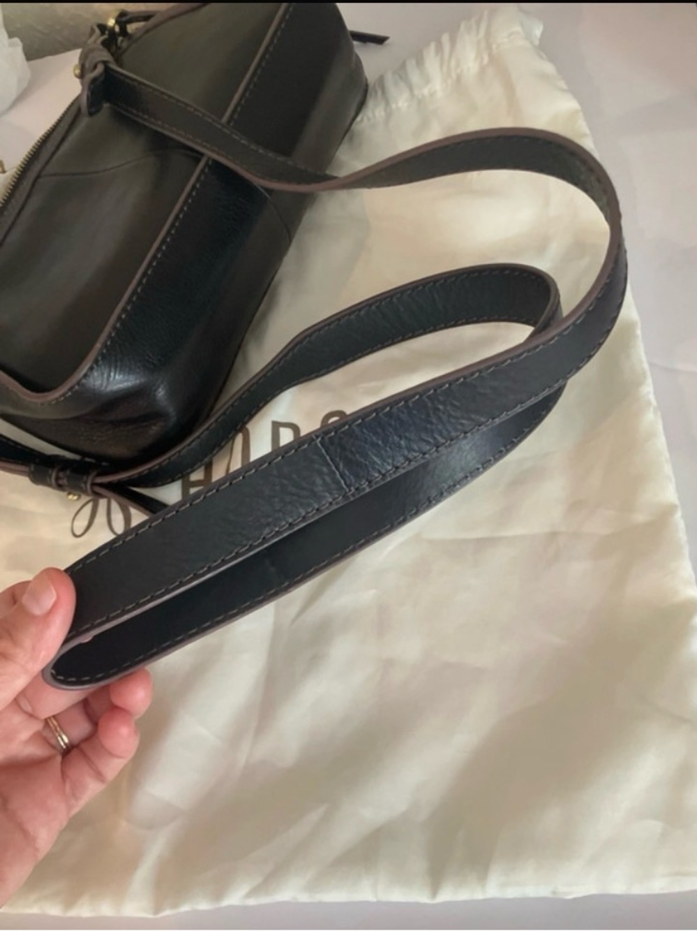 HOBO Bellamy Small Crossbody Bag - Picture 15 of 16